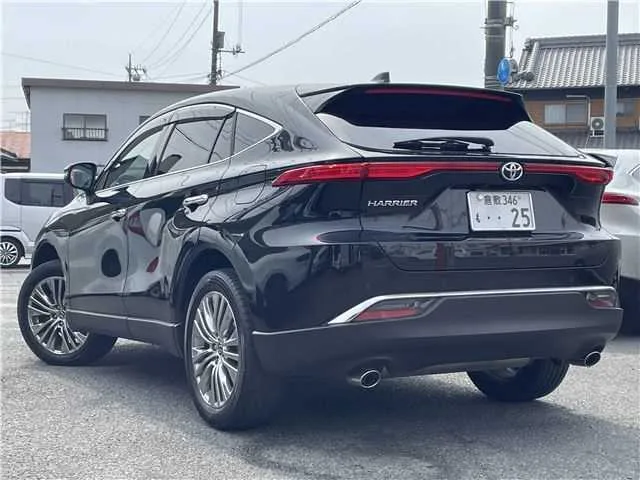 Toyota Harrier Z Leather Package 2024 — миниатюра 3