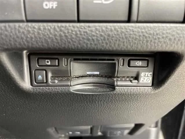 Toyota Harrier Z Leather Package 2024 — миниатюра 4