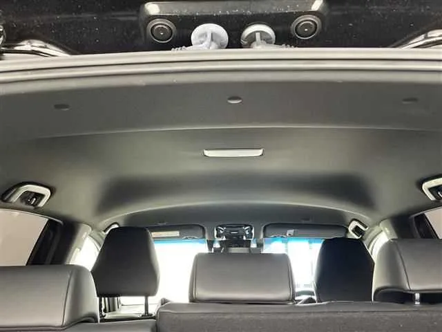 Toyota Harrier Z Leather Package 2023 — миниатюра 2