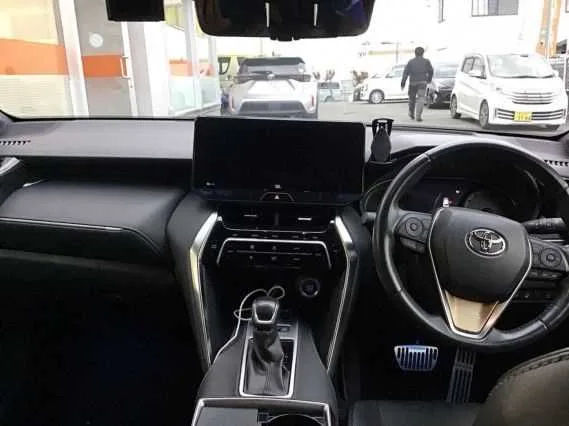 Toyota Harrier Z Leather Package 2022 — миниатюра 3