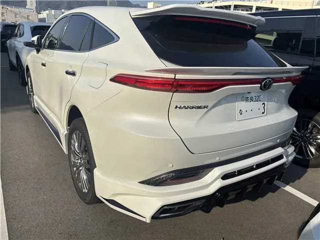 Toyota Harrier Z Leather Package 2022 — миниатюра 2