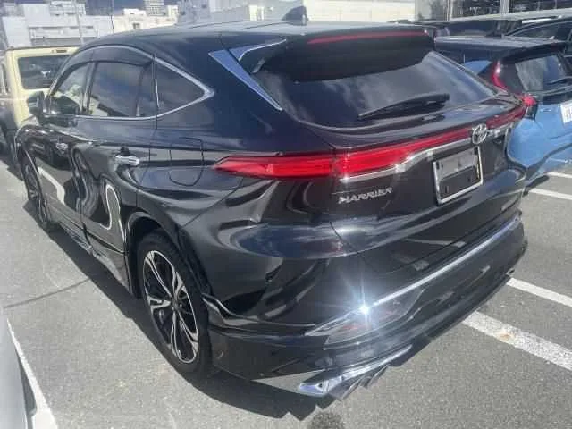 Toyota Harrier Z Leather Package 2022 — миниатюра 2
