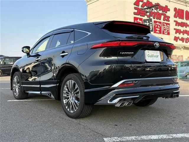 Toyota Harrier Z 2022 — миниатюра 2