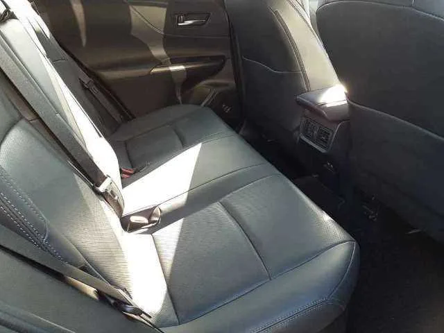 Toyota Harrier Hybrid Z Leather Package 2025 — миниатюра 4