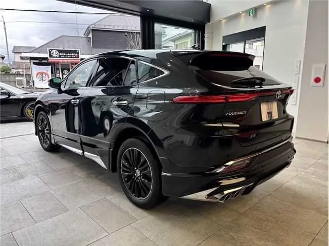 Toyota Harrier Hybrid Z 2025 — миниатюра 3