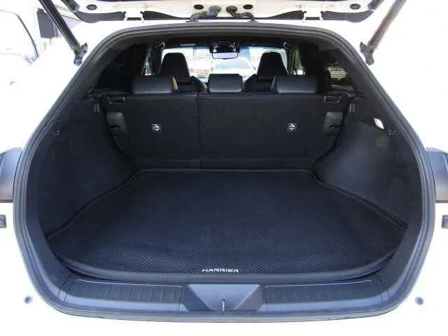 Toyota Harrier Hybrid 2.5 Hybrid G 2022 — миниатюра 4