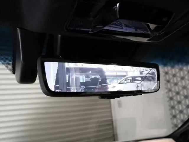 Toyota Harrier Hybrid Z Leather Package 2025 — миниатюра 4
