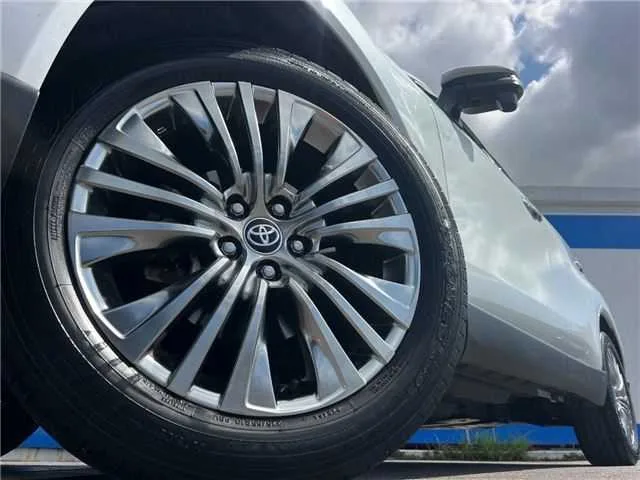 Toyota Harrier Hybrid Z 2024 — миниатюра 3