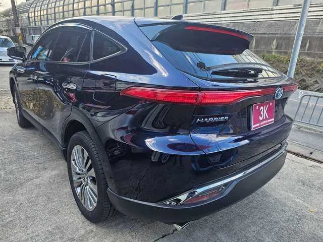 Toyota Harrier Hybrid 2.5 Hybrid Z Leather Package 2024 — миниатюра 5