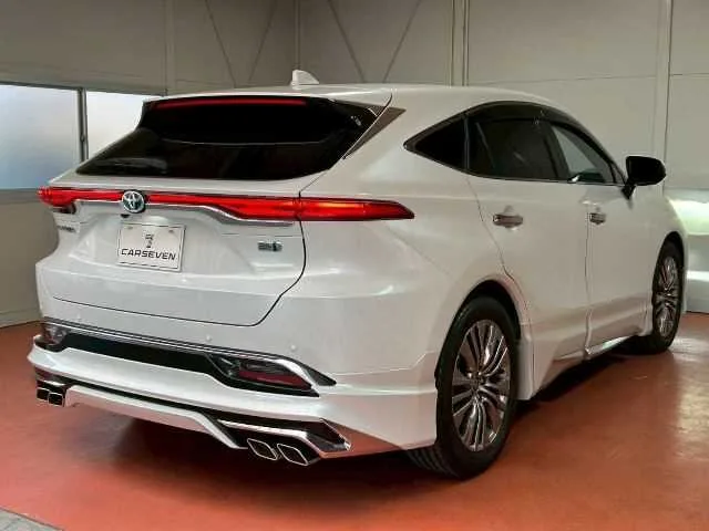 Toyota Harrier Hybrid Z Leather Package 2024 — миниатюра 3