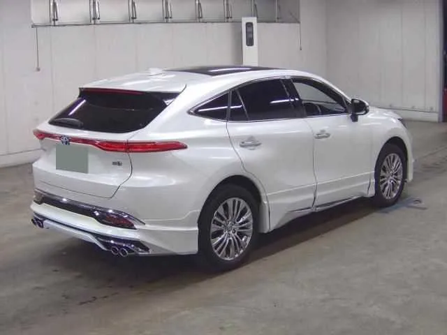 Toyota Harrier Hybrid Z Leather Package 2024 — миниатюра 5