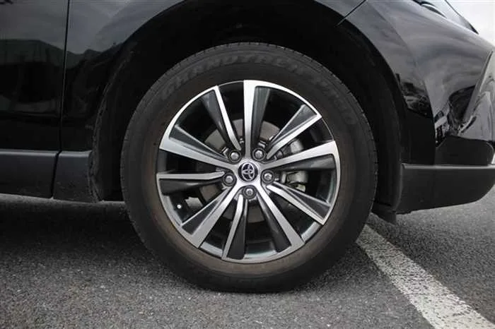 Toyota Harrier Hybrid 2.5 G 2023 — миниатюра 4