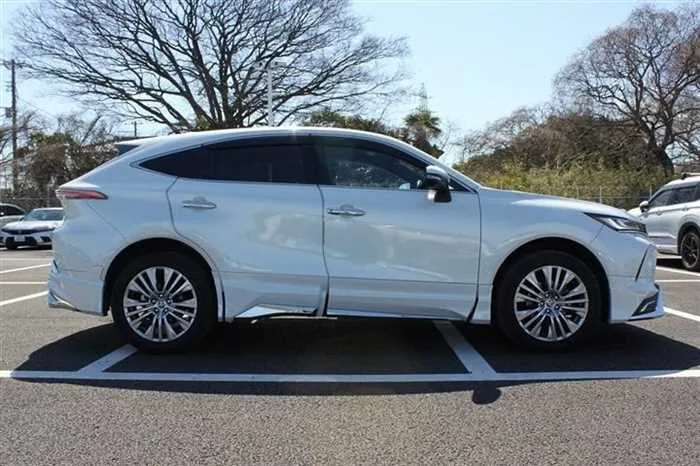 Toyota Harrier Hybrid 2.5 Z 2023 — миниатюра 4