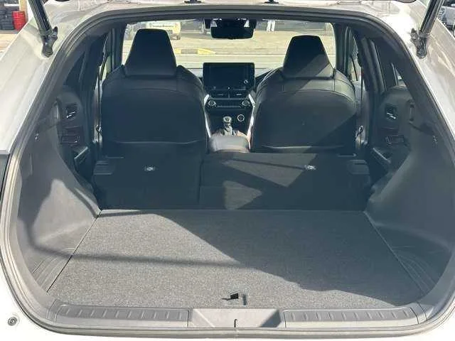 Toyota Harrier Hybrid 2.5 Hybrid G ??Display Audio ETC2.0 2023 — миниатюра 4