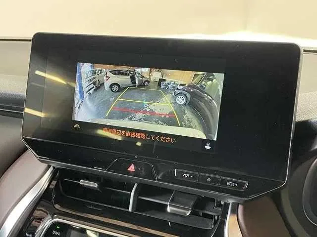 Toyota Harrier Hybrid 2.5 Hybrid E-Four 2023 — миниатюра 5