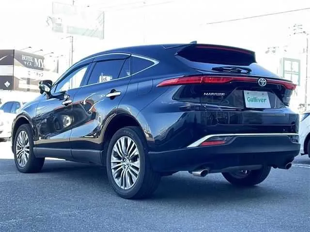 Toyota Harrier Hybrid Z Leather Package 2023 — миниатюра 2