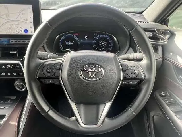 Toyota Harrier Hybrid 2.5 Hybrid G 2023 — миниатюра 4