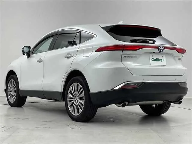 Toyota Harrier Hybrid Z 2023 — миниатюра 2