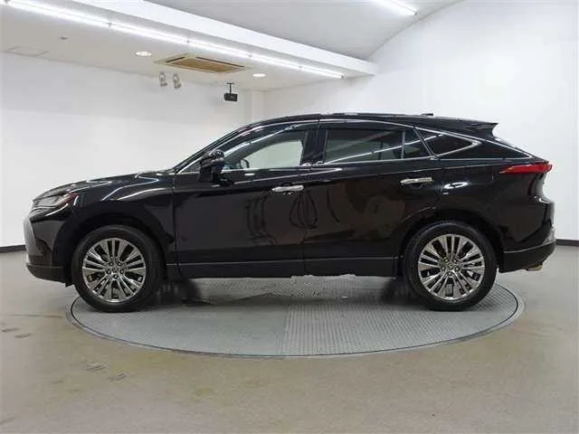 Toyota Harrier Hybrid 2.5 Hybrid Z 2023 — миниатюра 2