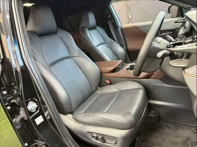 Toyota Harrier Hybrid Z LeatherPackage 2023 — миниатюра 5