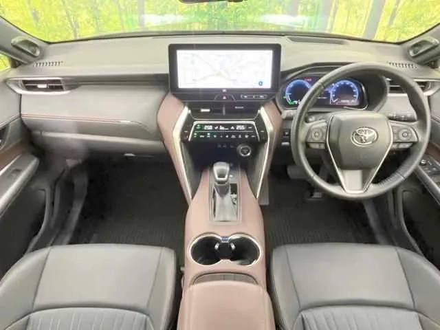 Toyota Harrier Hybrid Z 2023 — миниатюра 2