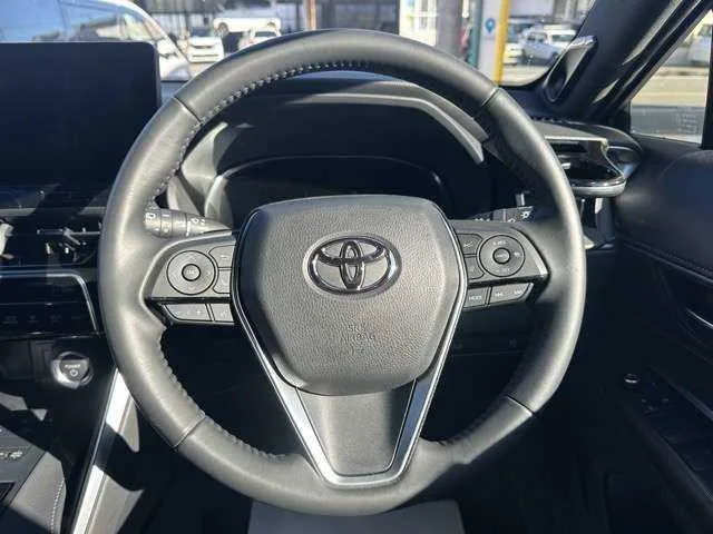 Toyota Harrier Hybrid 2.5 Hybrid Z12.3-inch Navigation Sy 2023 — миниатюра 3