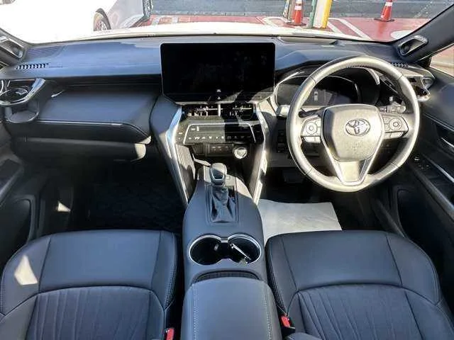 Toyota Harrier Hybrid 2.5 Hybrid Z12.3-inch Navigation Sy 2023 — миниатюра 5