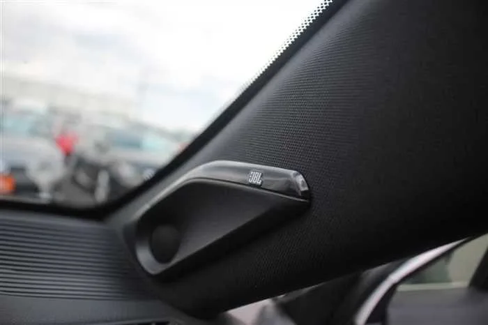 Toyota Harrier Hybrid 2.5 PHEV Z 4WD 2023 — миниатюра 3