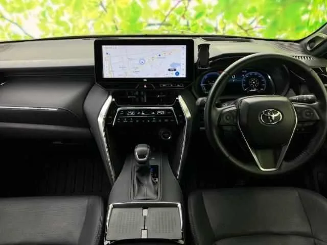 Toyota Harrier Hybrid Z Leather Package 2023 — миниатюра 4