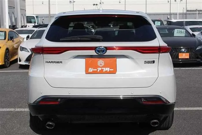 Toyota Harrier Hybrid 2.5 PHEV Z 4WD 2023 — миниатюра 4