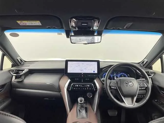 Toyota Harrier Hybrid Z Leather Package 2023 — миниатюра 3