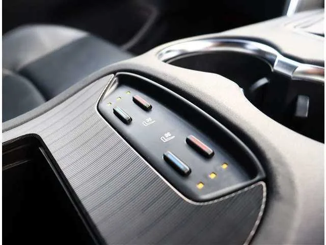 Toyota Harrier Hybrid 2.5 Hybrid Z Leather Package 2023 — миниатюра 4