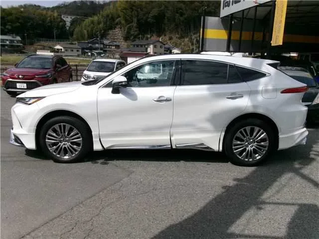 Toyota Harrier Hybrid Hybrid Z Leather Package Modellista 2023 — миниатюра 3