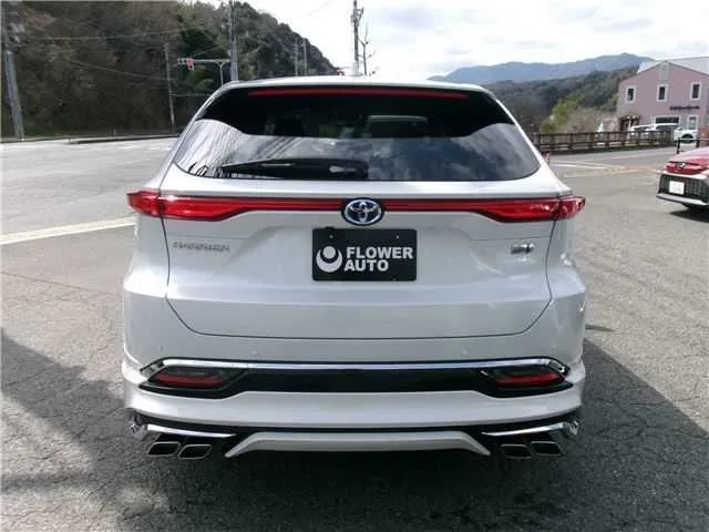 Toyota Harrier Hybrid Hybrid Z Leather Package Modellista 2023 — миниатюра 4