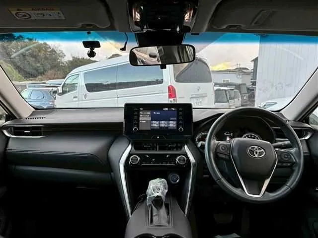 Toyota Harrier Hybrid 2.5 S Pure 19AW 2022 — миниатюра 2