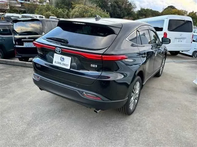 Toyota Harrier Hybrid 2.5 S Pure 19AW 2022 — миниатюра 3