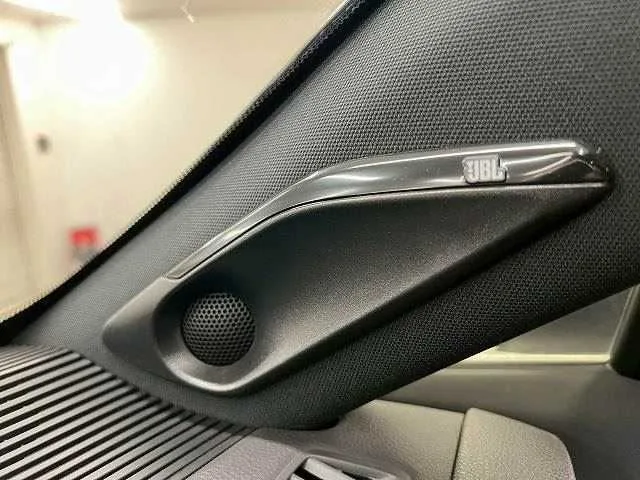 Toyota Harrier Hybrid Z 2022 — миниатюра 3