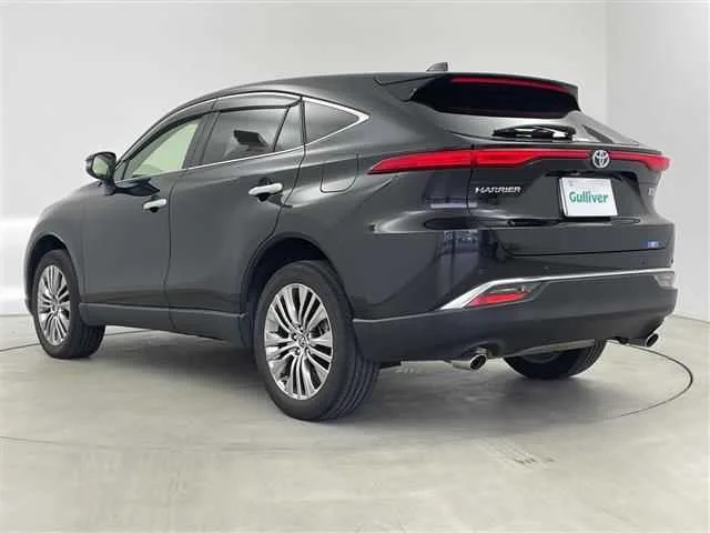 Toyota Harrier Hybrid Z 2022 — миниатюра 2