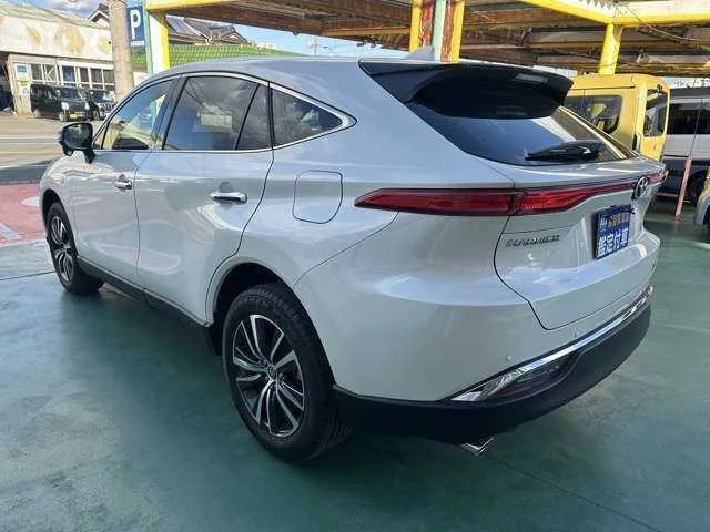 Toyota Harrier Hybrid 2.5 Hybrid G ??Genuine Navigation S 2022 — миниатюра 2