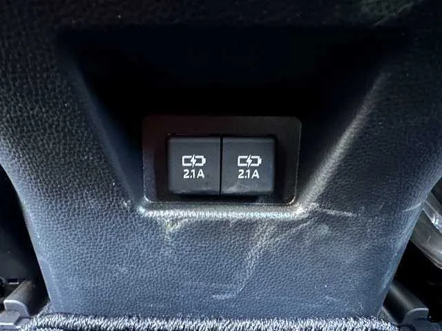 Toyota Harrier Hybrid 2.5 Hybrid G ??Genuine Navigation S 2022 — миниатюра 5