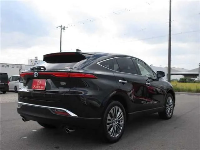 Toyota Harrier Hybrid Z 2022 — миниатюра 2