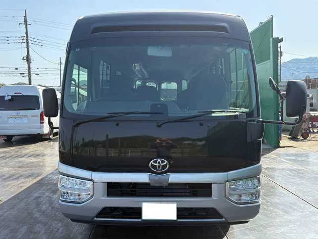 Toyota Coaster 2025 — миниатюра 2