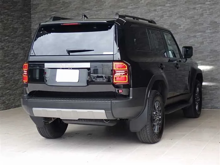 Toyota Land Cruiser VX Diesel turbo 2024 — миниатюра 5