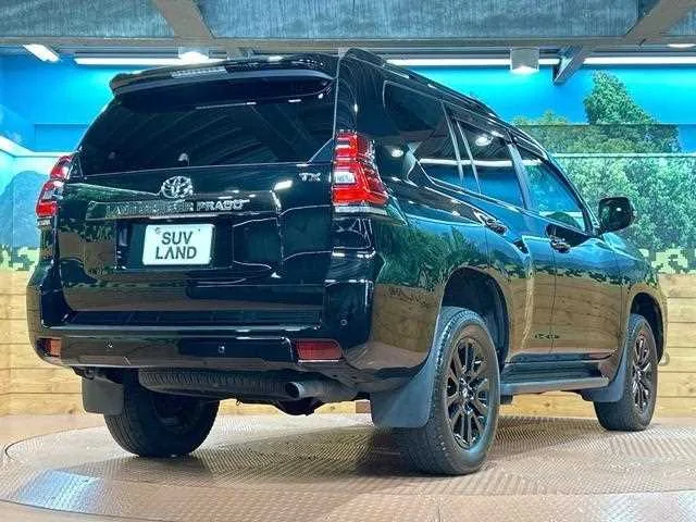 Toyota Land Cruiser Prado 2022 — миниатюра 2
