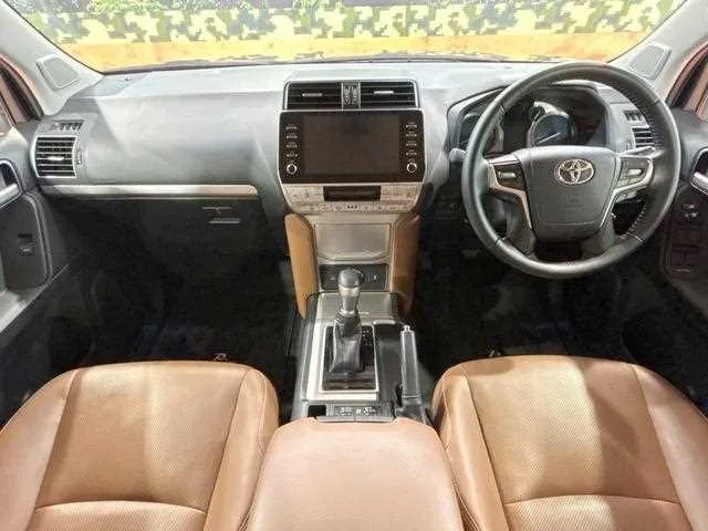 Toyota Land Cruiser Prado 2022 — миниатюра 3