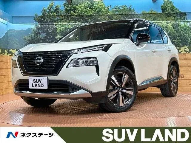 Nissan X-Trail 2023 — фото 1, купить с доставкой в Москву