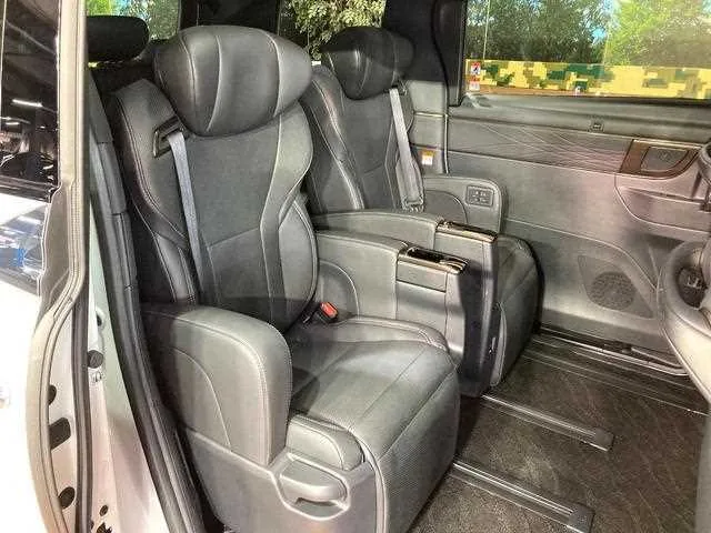 Toyota Alphard G 2024 — миниатюра 4