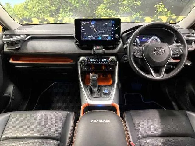 Toyota RAV4 2023 — миниатюра 2