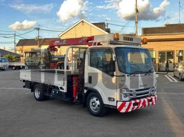 Isuzu Elf Truck 2022 — миниатюра 2