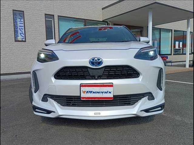 Toyota Yaris Cross HYBRID Z 2023 — миниатюра 2